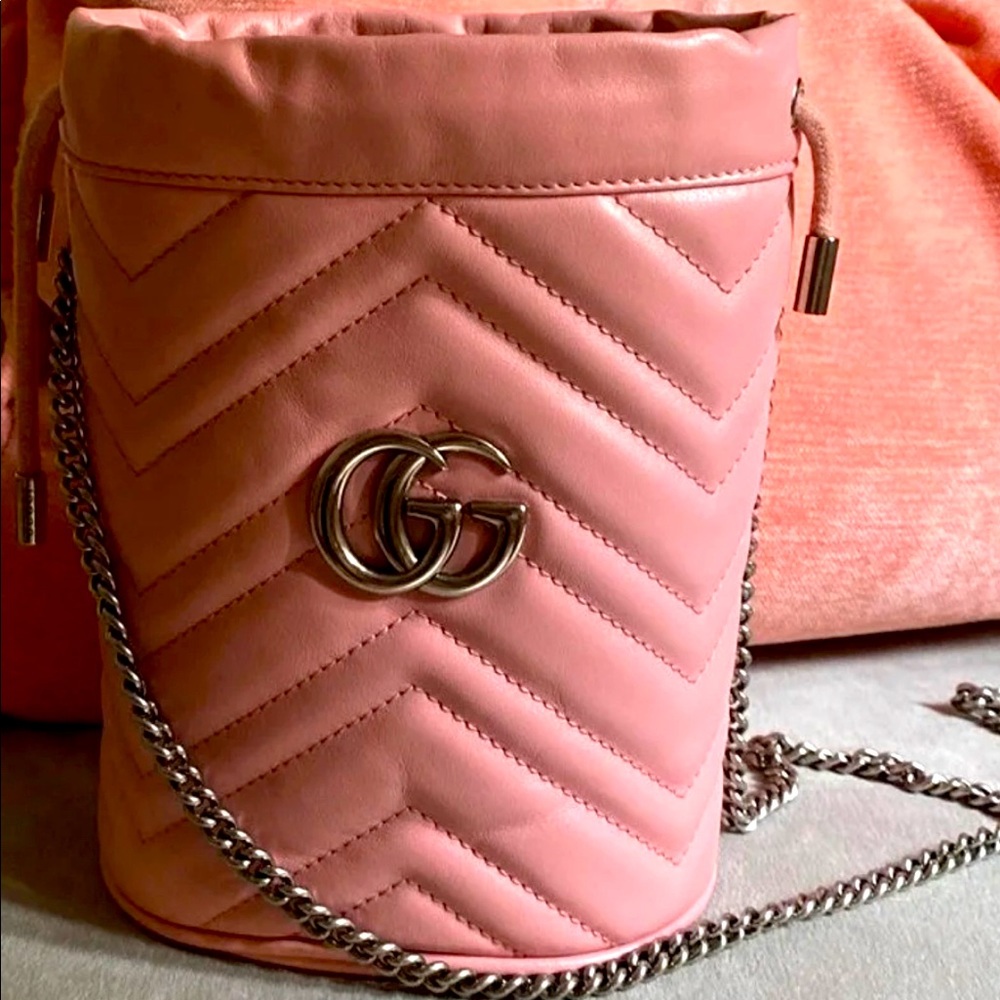 Gucci Black GG Marmont Matelasse Mini